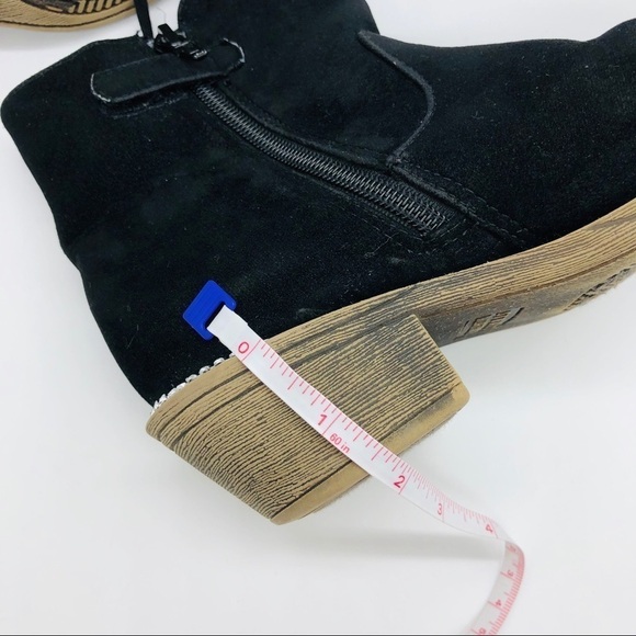 STUART WEITZMAN BIG GIRLS BLACK SUEDE BOOTS SIZE 1 - Picture 13 of 16